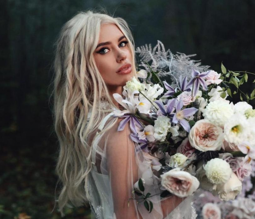 Названы самые популярные цветы в Таганроге