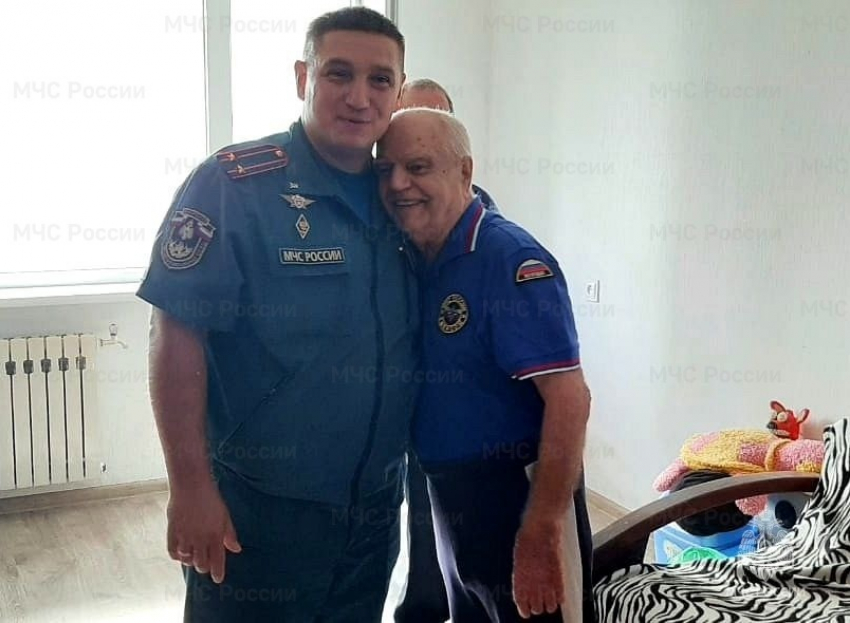 Коллеги поздравили ветерана-долгожителя