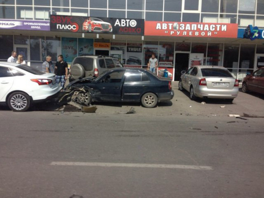 В Таганроге произошло масштабное ДТП