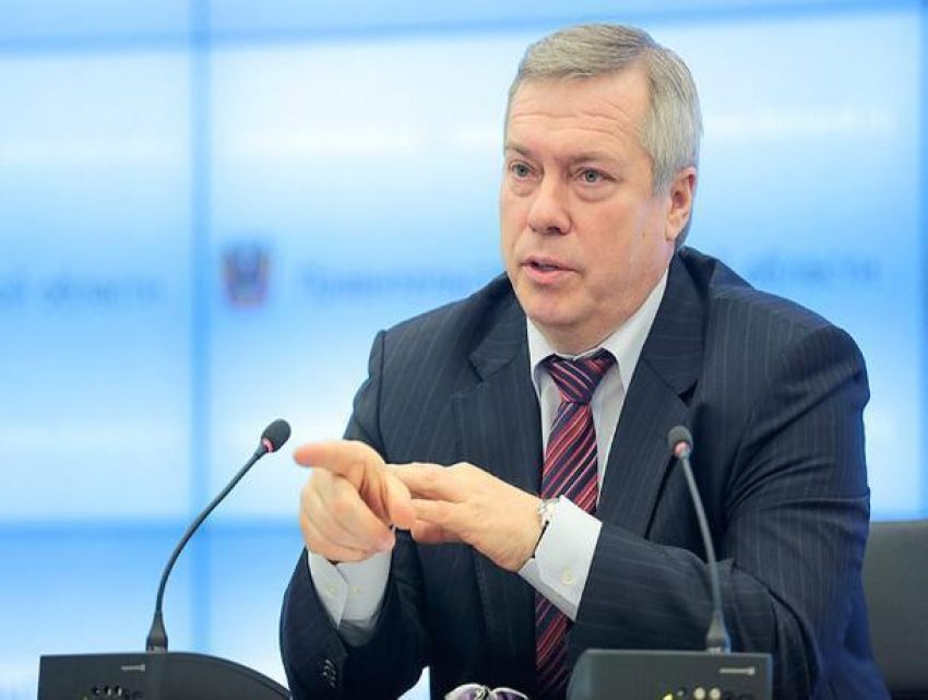 Губернатор ответил на пресс-конференции на вопрос таганрогских журналистов и не забыл про 47 рублей