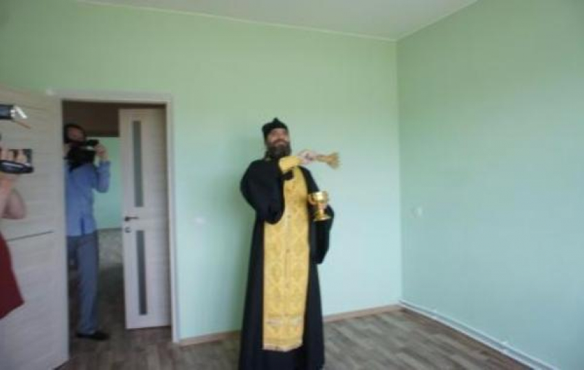 Таганрогские таможенники отметят новоселье в новом кирпичном доме