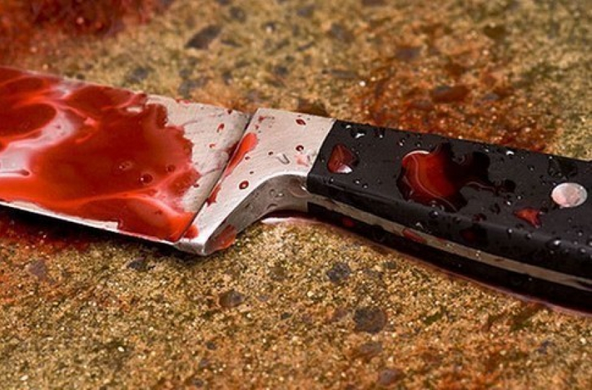 25-летняя жительница Таганрога едва не зарезала ножом своего 24-летнего мужа