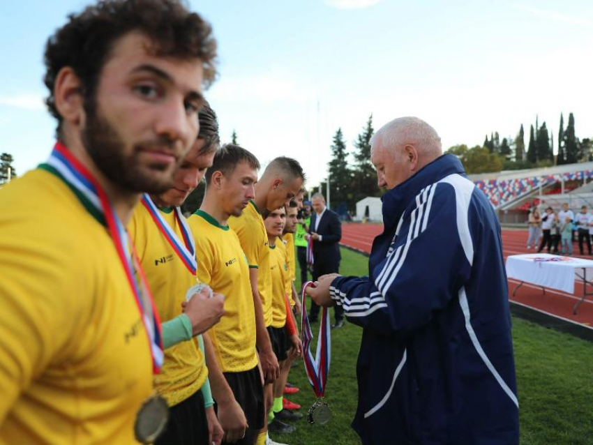 Таганрогские спортсмены стали серебряными призёрам Кубка России по регби 7