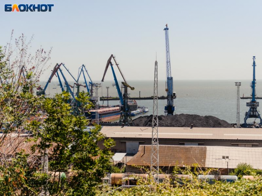 В порту Таганрога уголь грузили по-чёрному