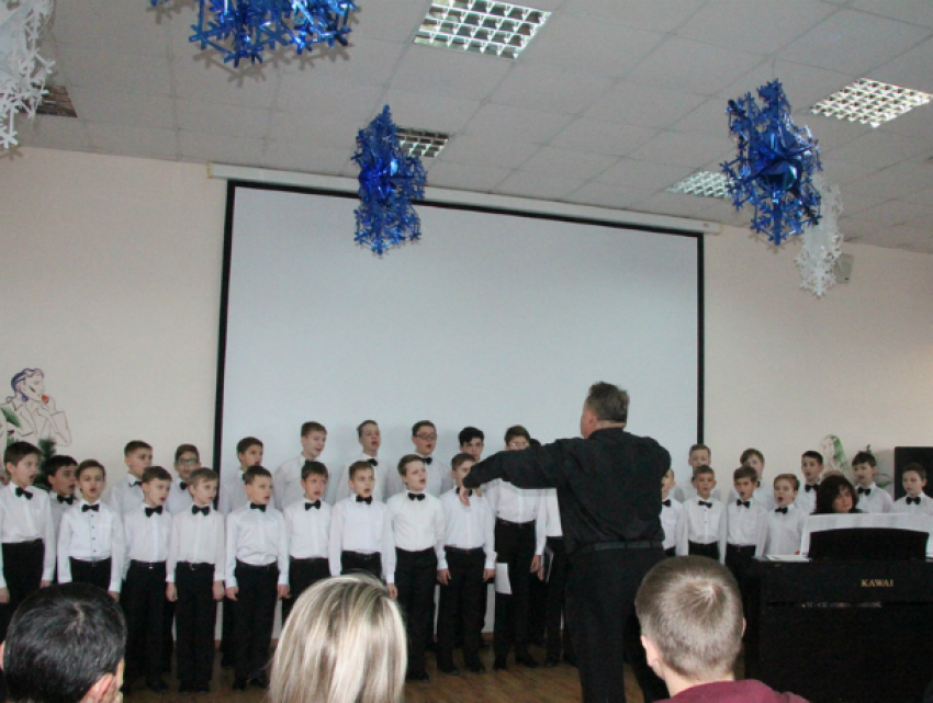 Хор мальчиков таганрогского Дворца молодежи привез гран-при областного конкурса