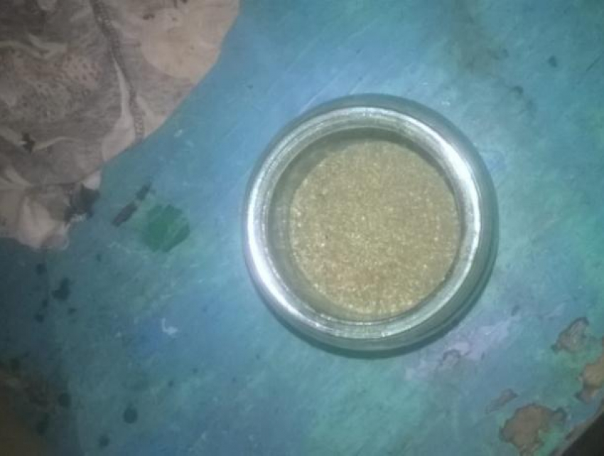 Под Таганрогом местный житель хранил на чердаке 11,5 кг сушеной конопли