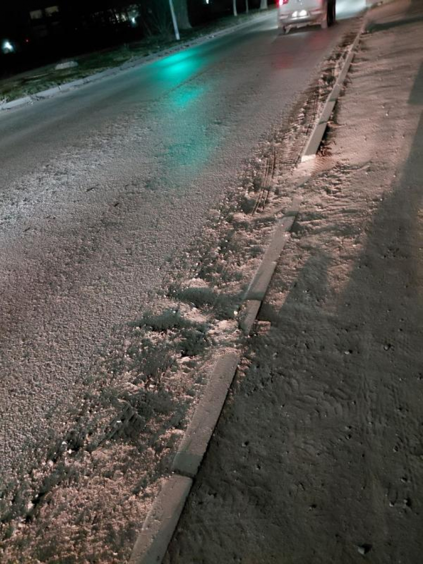 "Подышать свежим воздухом — это не про Таганрог": местные жители снова возмущаются качеством уборки