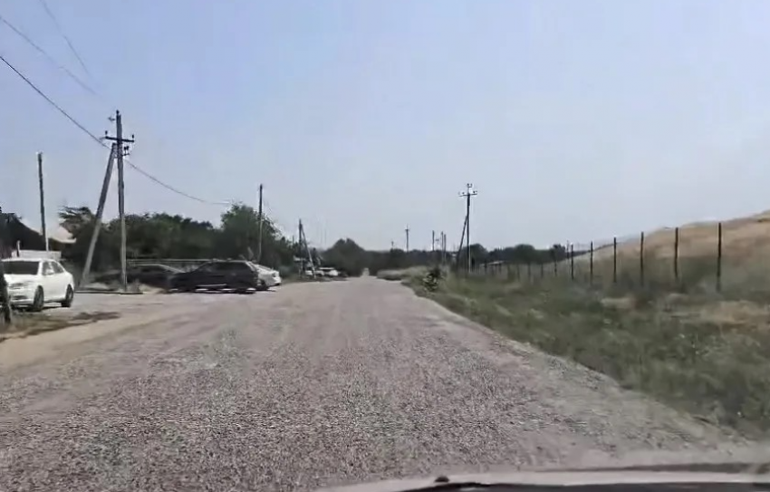 Впервые за пять лет отсыпали: в СНТ «Металлург-1» появляются очертания нормальной дороги