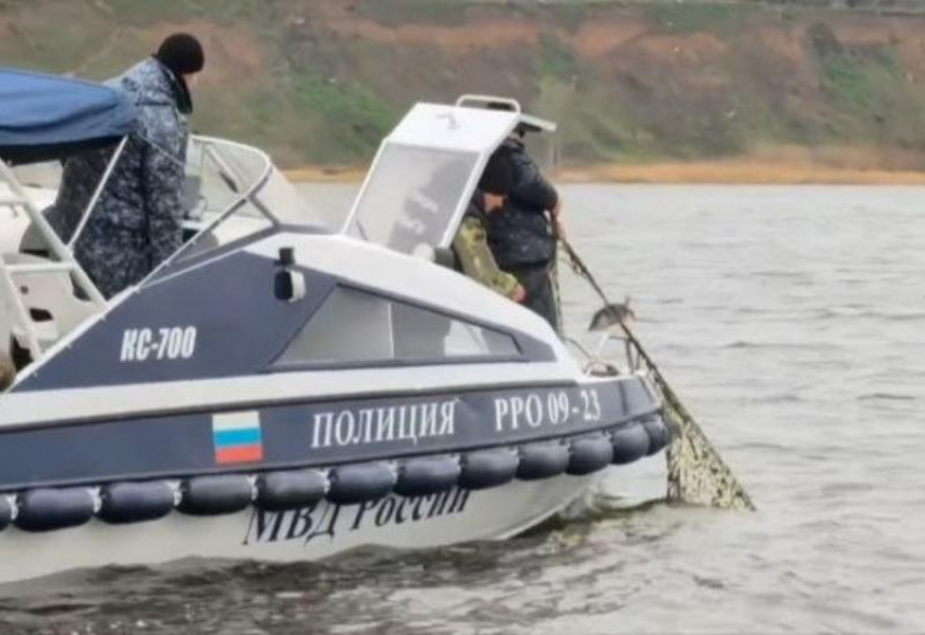 Километры нелегальных рыболовных сетей и сотни спасённых рыб: итоги операции Путина-2026 в Таганрогском заливе