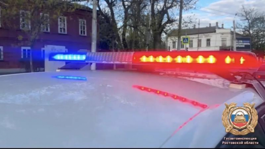 Угонщик пытался сжечь чужую машину под Таганрогом, но «спалился» сам