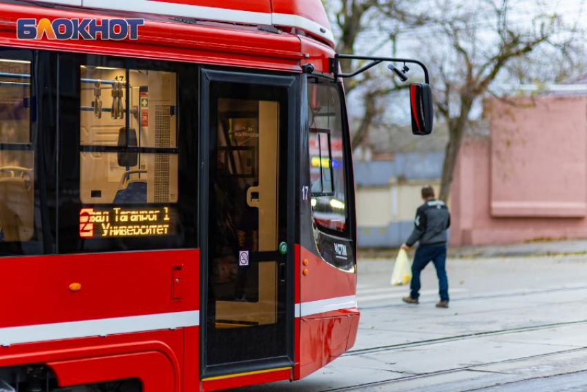 "Из-за тебя другие опоздают на работу": таганрожцев просят не забывать вещи в трамвае