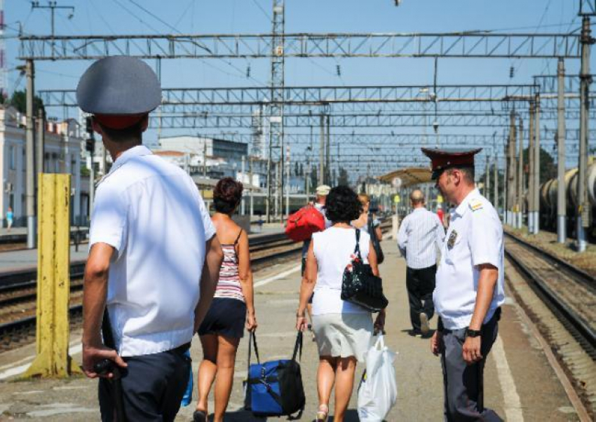 Две ж/д станции под Таганрогом нарушили правила пожарной безопасности