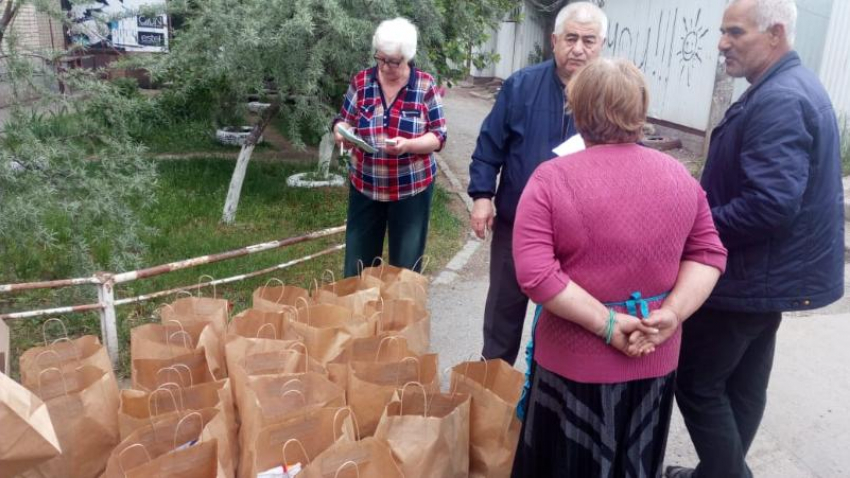 Азербайджанская диаспора сделала подарки  фронтовикам и труженникам тыла