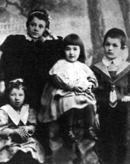 detstvo-i-yunost-v-taganroge-1896-1913-2.jpg