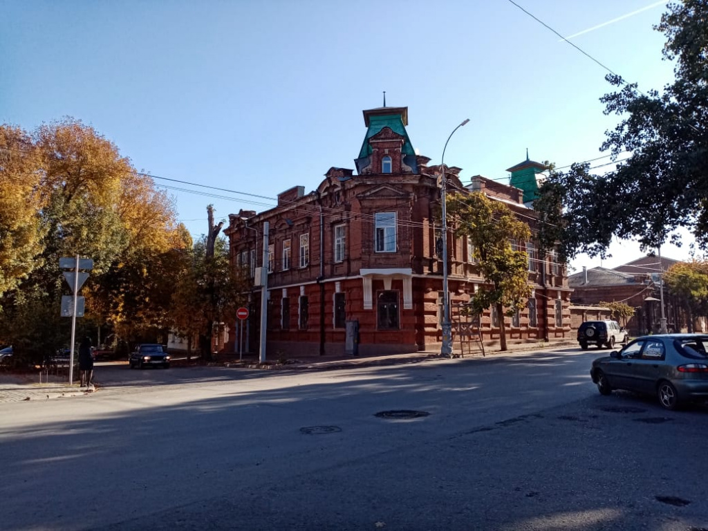 В центре Таганрога находится жилой дом, являющийся объектом культурного  наследия регионального значения